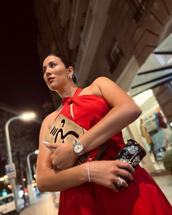 穆古鲁扎连续十场比赛得分超过最后时刻胜出，中国队不断突破！的简单介绍-APP下载