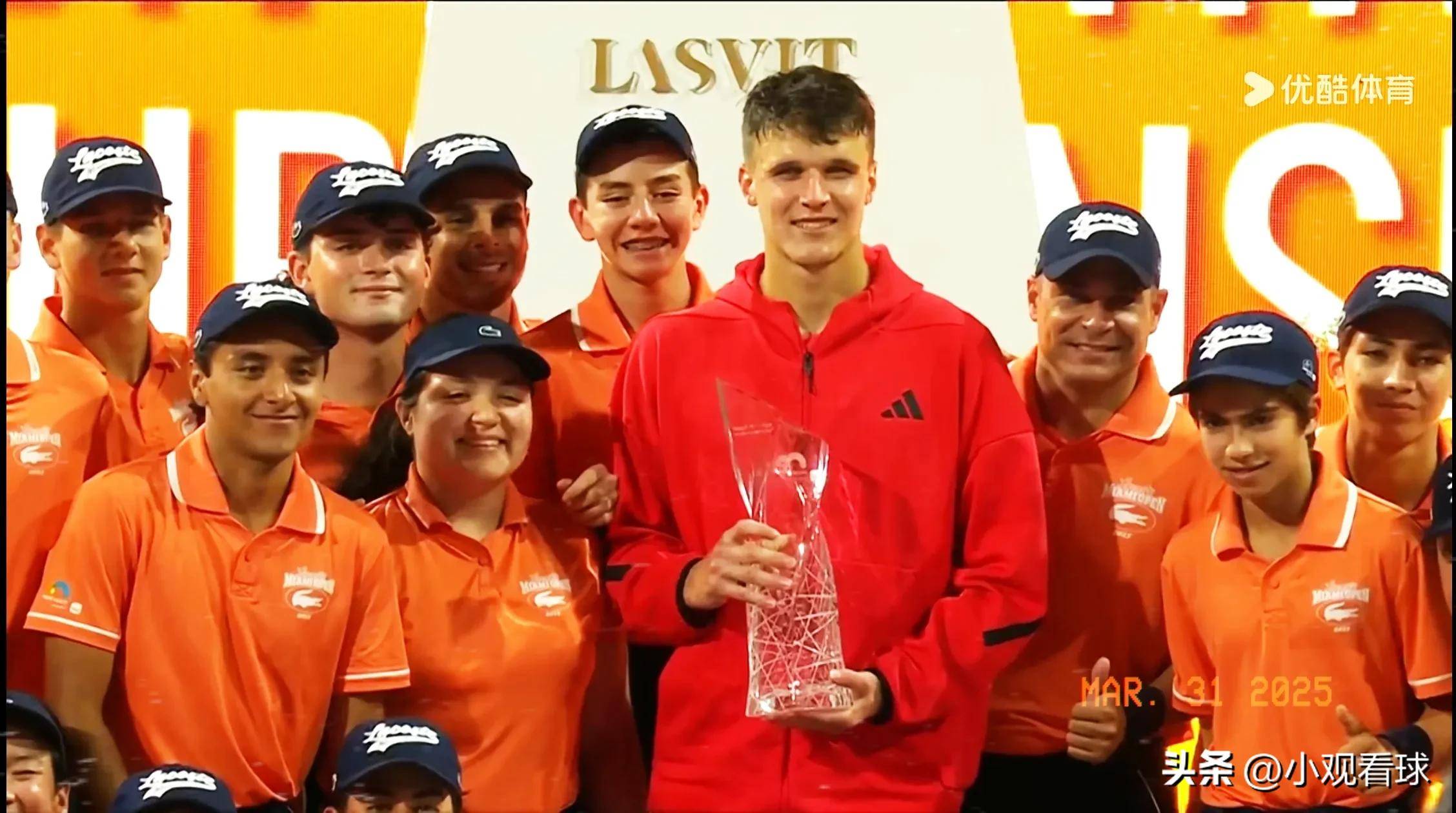 德约科维奇迎来五赛季出色发挥，中国队观众热烈欢呼！-官网入口